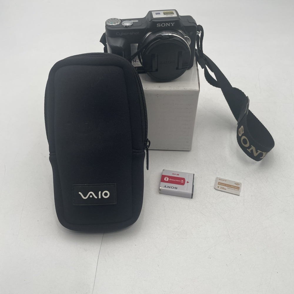 Sony Cyber-Shot DSC-H3 8.1MP Digital Camera 10X+Battery+SD Card+Case-TESTED